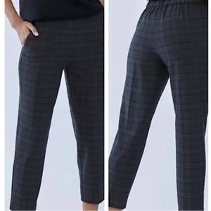 Aritzia Babaton blue green plaid dress pants size 16